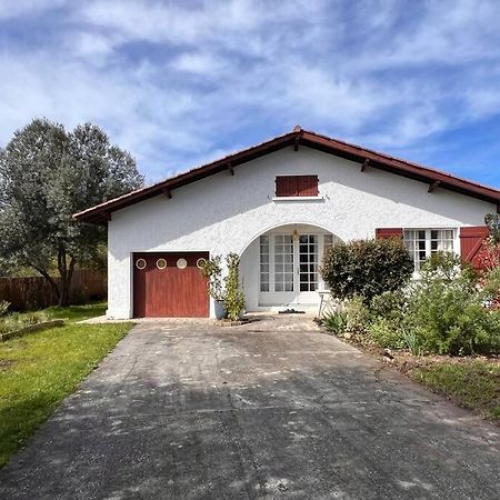 Agreable Maison Landaise Proche Du Lac Сангине Екстериор снимка