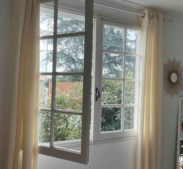 Agreable Maison Landaise Proche Du Lac Сангине Екстериор снимка