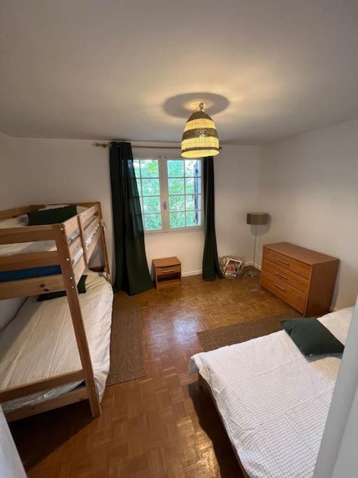 Agreable Maison Landaise Proche Du Lac Сангине Екстериор снимка