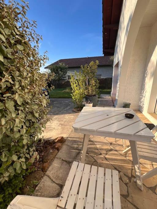 Agreable Maison Landaise Proche Du Lac Сангине Екстериор снимка