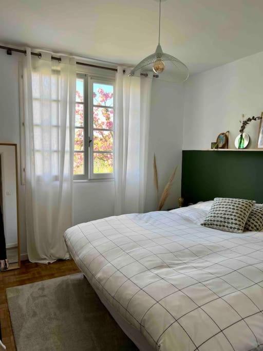 Agreable Maison Landaise Proche Du Lac Сангине Екстериор снимка